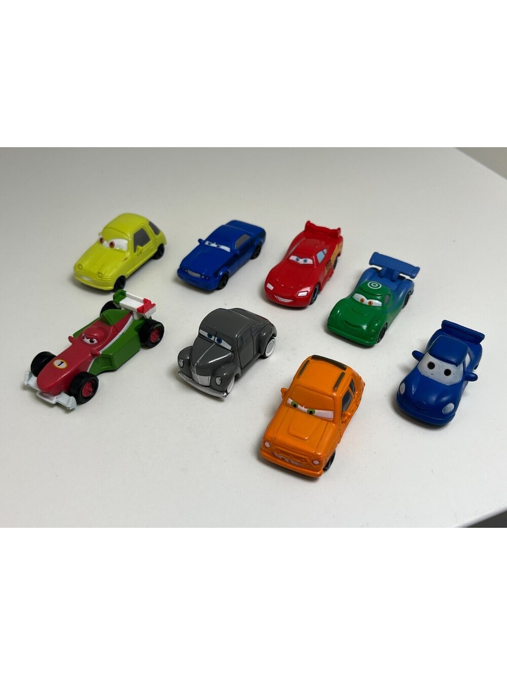 Disney Pixar Cars Mini Plastic Vehicles Lot of 8 Lightning McQueen Thinkway Toys